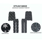 Load image into Gallery viewer, Women's Two Piece Micropolar Printed Pajama Set with Kangaroo Pouch