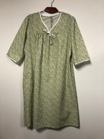 Load image into Gallery viewer, Women&#39;s 100% Cotton Hospital Gown
