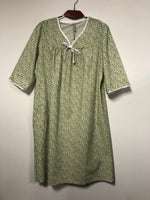 Load image into Gallery viewer, Women's 100% Cotton Hospital Gown