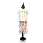Load image into Gallery viewer, Women's Peached Capri Set with Short Sleeves