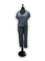 Load image into Gallery viewer, Women's Two Piece Hacci Sweater Knit Capri Sets with T-Shirt