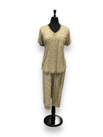 Load image into Gallery viewer, Women's Two Piece Peached Jersey V-Neck Capri Set with Chest Pocket &amp; Cuffed Pants
