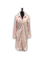 Load image into Gallery viewer, Women's Jacquard Burn-Out Plush-Flannel Robe with Zipper Front
